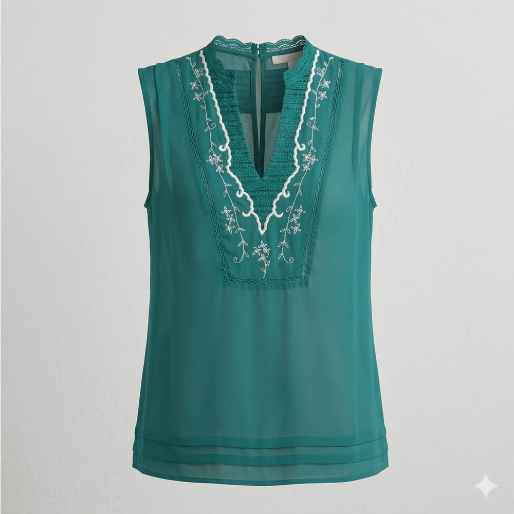 Hinge Teal Embroidered Lace Inset Sleeveless Blouse - Medium